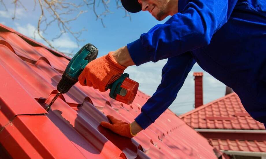 Innowacyjne techniki montażu trapezowej blachy – co warto wiedzieć?