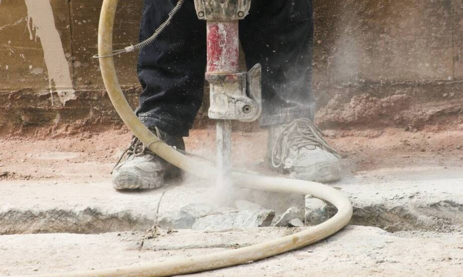 Jakie korzyści oferuje użytkowanie diamentowej wiertnicy w pracach budowlanych?