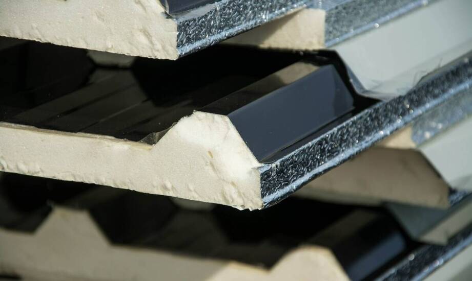 Zastosowanie samoprzylepnej pianki EVA w ochronie delikatnych produktów