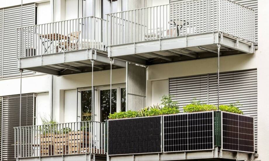 Funkcjonalność 80-centymetrowych skrzynek balkonowych w nowoczesnych aranżacjach balkonowych