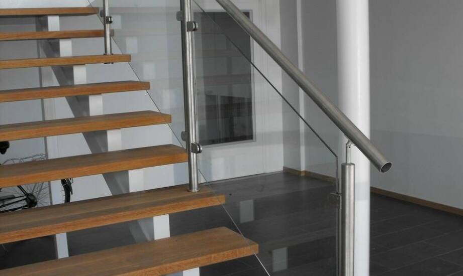 Jak stalowe schody mogą zwiększyć wartość nieruchomości?