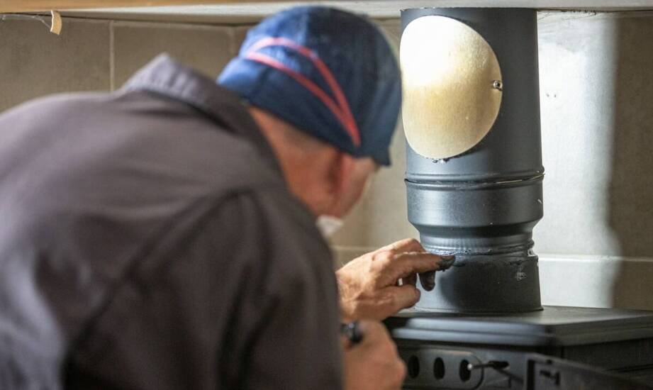 Jak regularne czyszczenie kominów wpływa na trwałość gazowych instalacji?