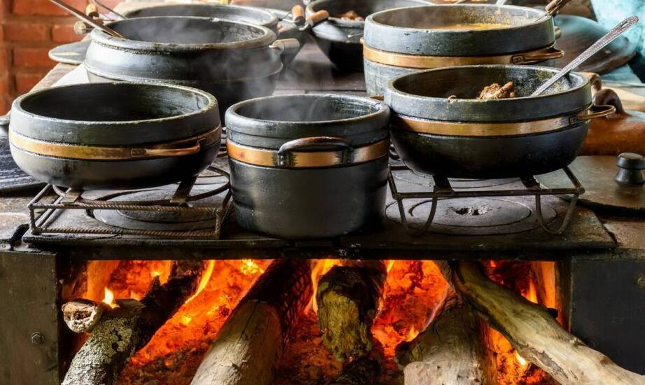 Tradycyjne techniki gotowania w nepalskiej kuchni: ich znaczenie i wpływ