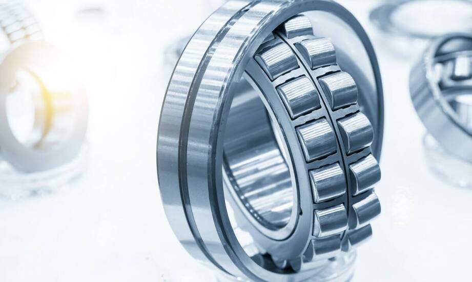 Wpływ nierdzewnych łożysk wahliwych w obudowie na efektywność energetyczną maszyn