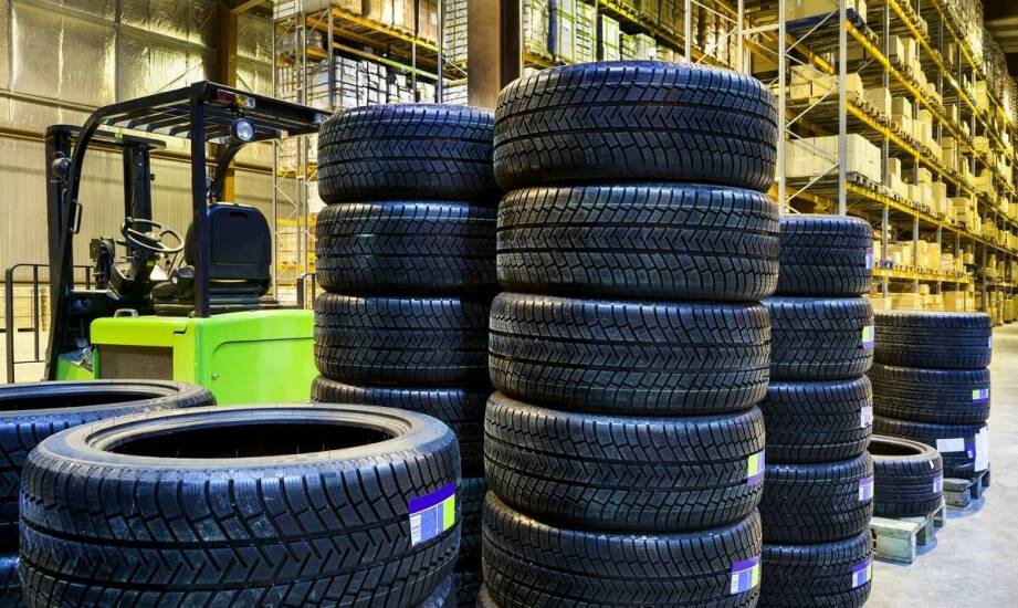 Przegląd rynku opon do widłowych wózków – co warto wiedzieć?