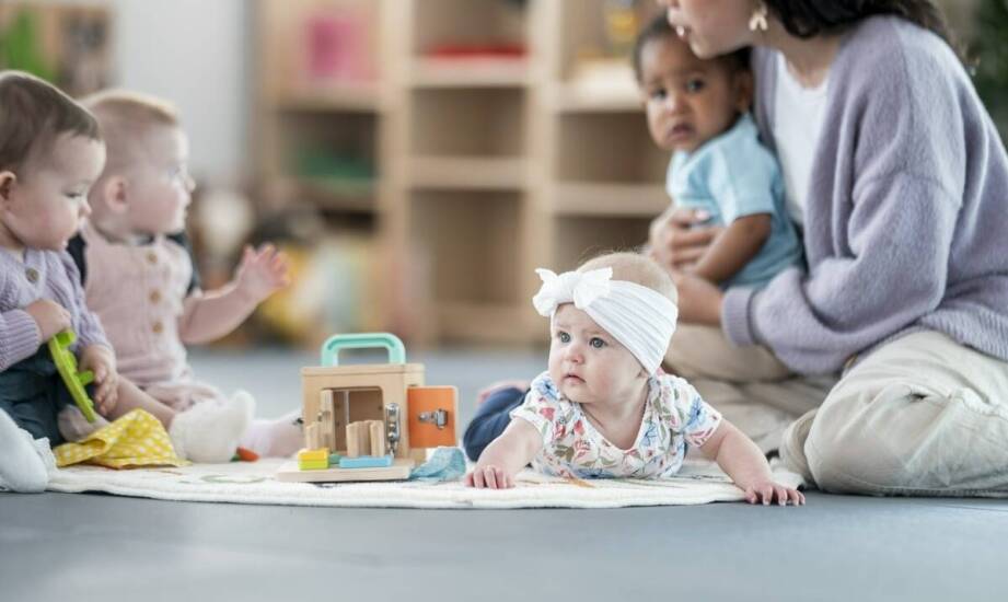 W jaki sposób językowe żłobki wspierają rozwój komunikacji u dzieci?