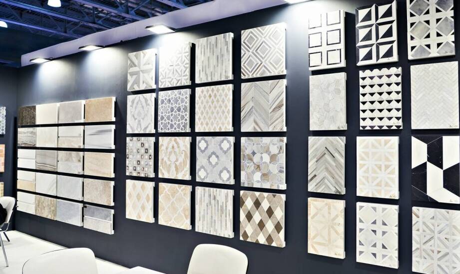 Wprowadzenie klasycznego stylu do wnętrz dzięki płytkom z salonu.