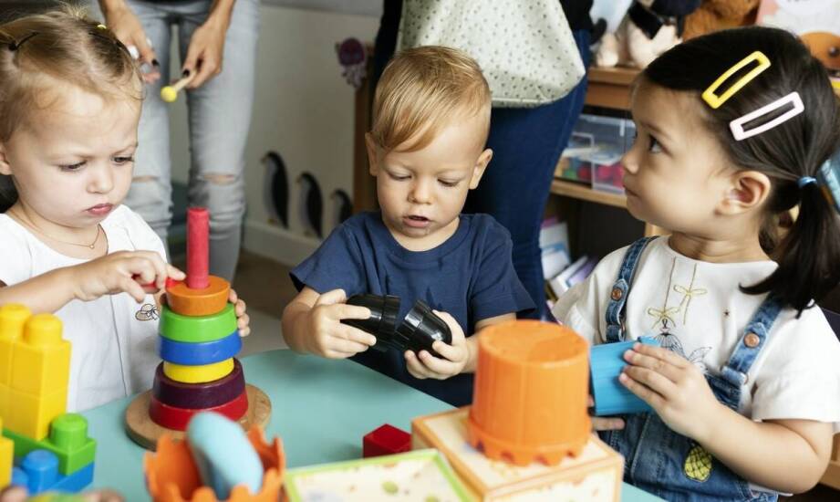 Jak przyjazna atmosfera w przedszkolu wspiera społeczny rozwój dzieci?