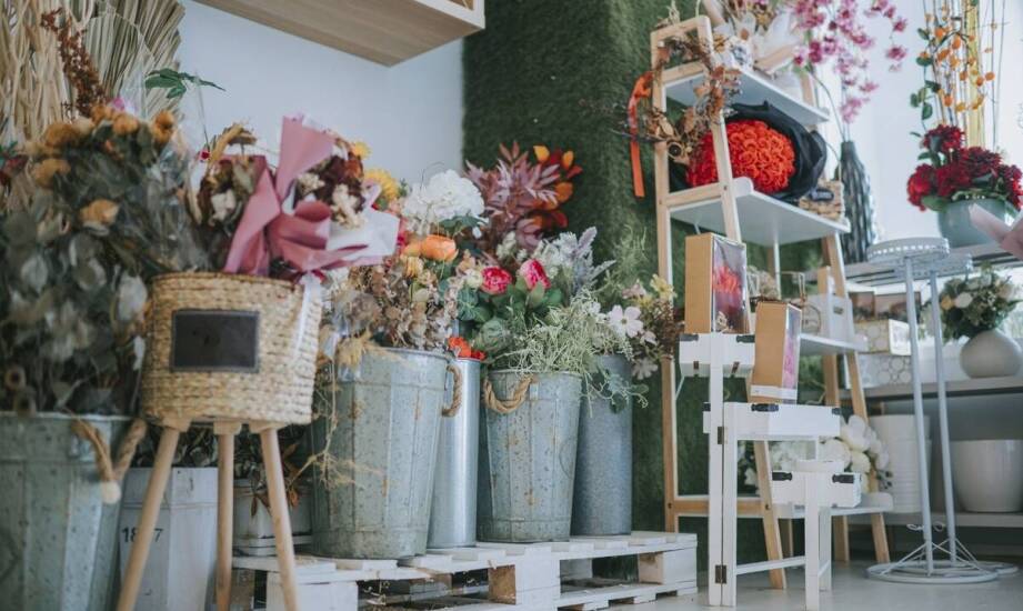 Jak kwiaciarnia na Krowodrzy dostosowuje swoją ofertę do zmieniających się pór roku?