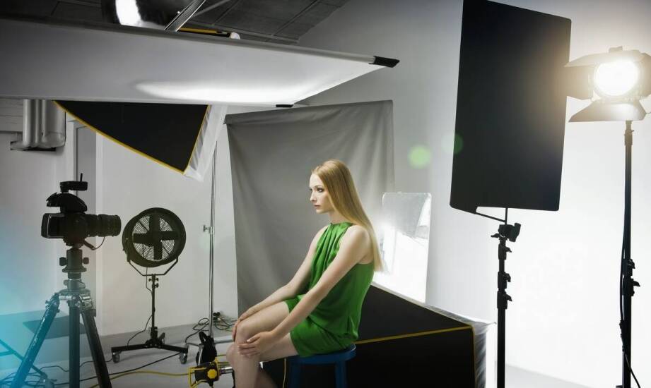 Nowoczesne techniki w portretowej fotografii: co oferuje współczesne studio?