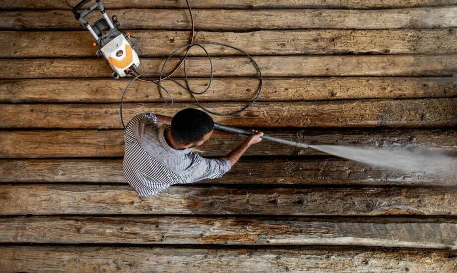 Myjka kabinowa a usuwanie wiórów podczas prac remontowych