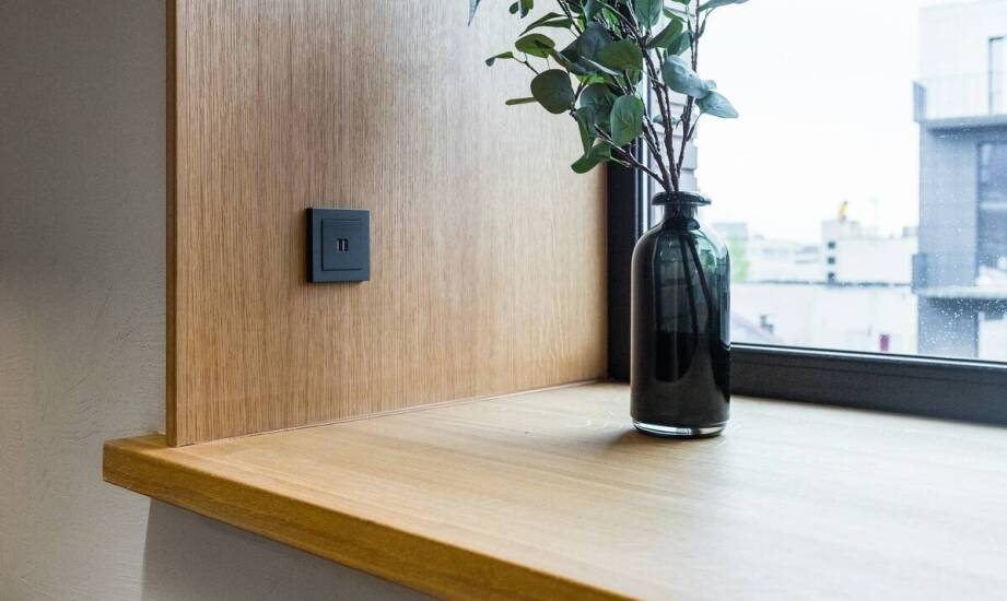 Parapety jako funkcjonalny i dekoracyjny element w nowoczesnym wnętrzu