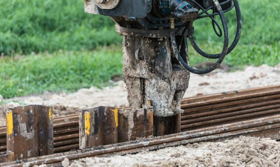 Zabezpieczanie konstrukcji hydrotechnicznych przy użyciu wwiercanych pali CFA