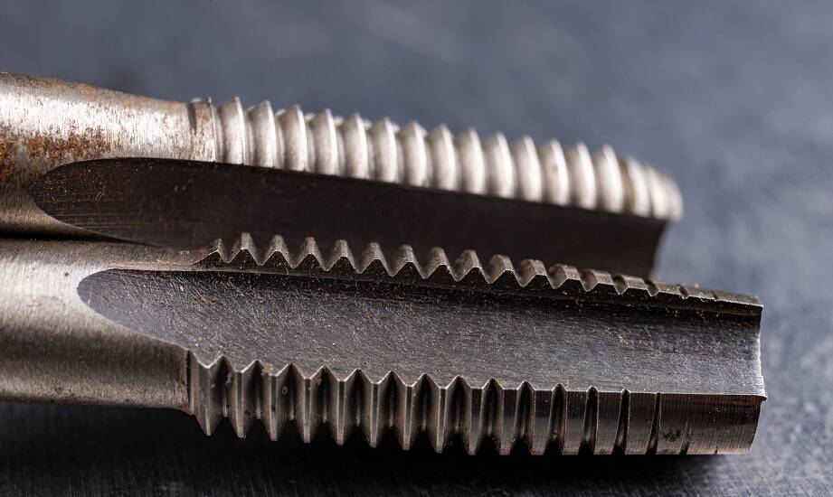 Skup narzędzi stalowych – dlaczego warto się tym zainteresować?