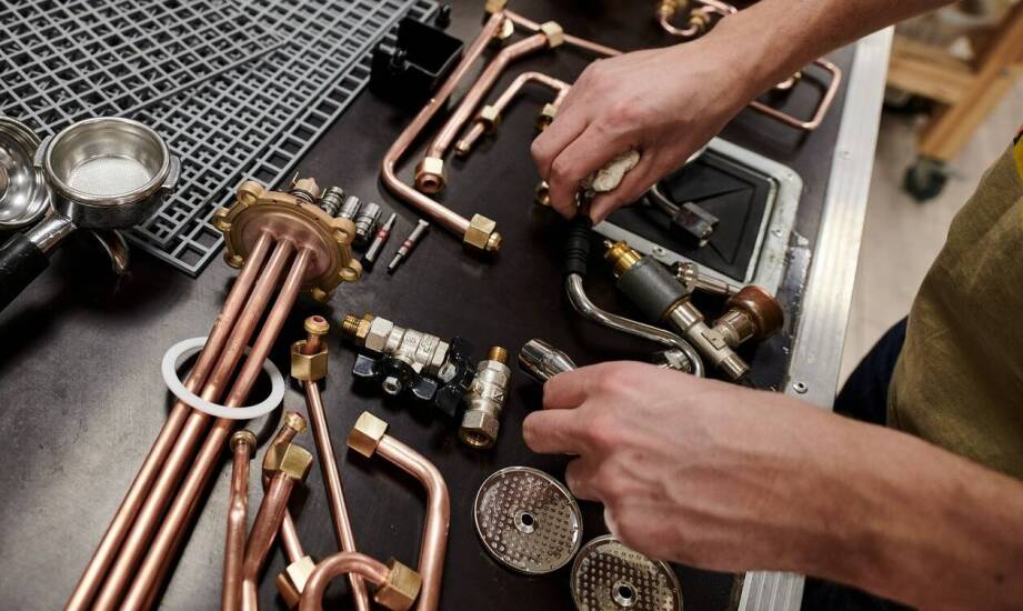 Jakie materiały dominują w produkcji rozdzielaczy do ogrzewania podłogowego?