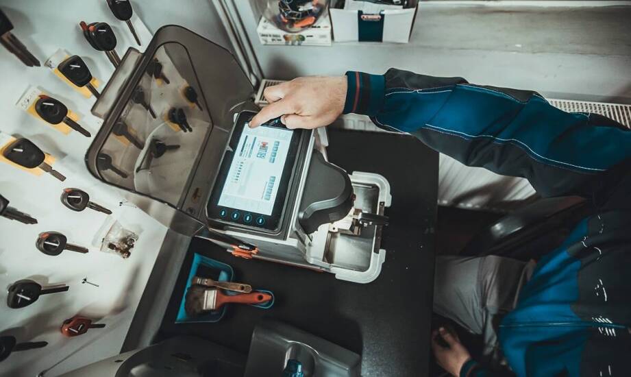 Jak skutecznie planować harmonogram konserwacji ekspresów do kawy w dużych firmach?