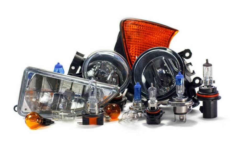 Jakie są różnice między modelami lamp obrysowych dostępnych na rynku?