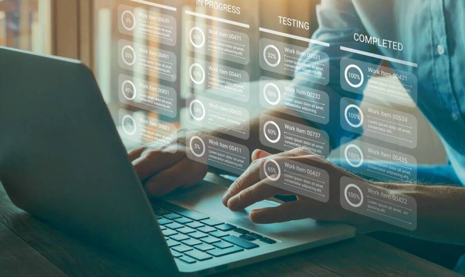 Jakie są korzyści z personalizowania modułów w aplikacjach webowych?