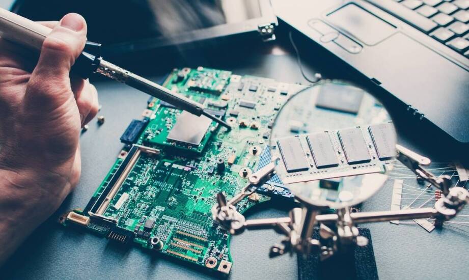 Rola innowacji w rozwoju technologii montażu THT i SMT