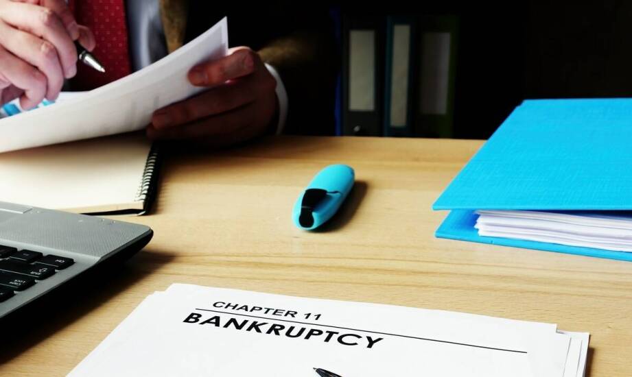 Jak skutecznie przeprowadzić konsumencką upadłość z pomocą prawnika?