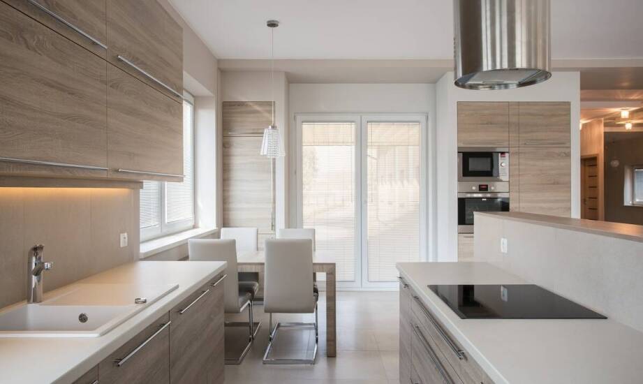 Jak rzymskie rolety wpływają na estetykę kuchni?