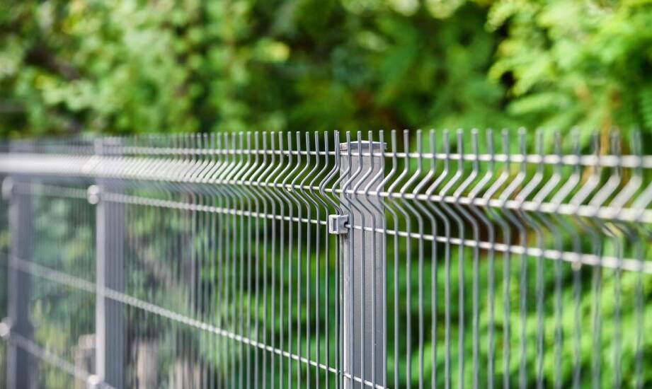 Antykorozyjna ochrona ogrodzeń: klucz do długowieczności produktów