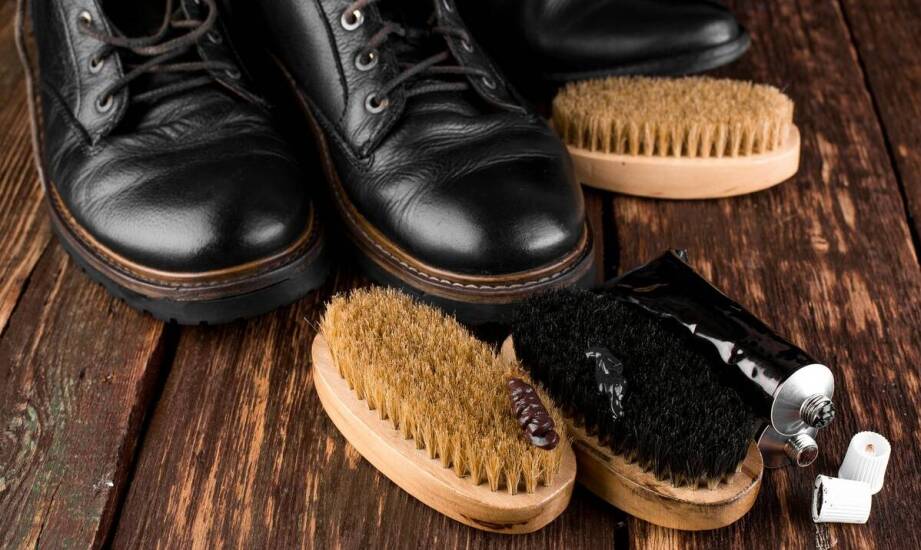 Zamszowe botki – jak je pielęgnować, by służyły przez lata?