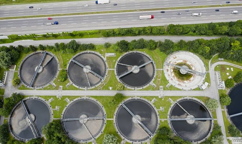 Porównanie różnych typów separatorów do przydomowych ścieków oczyszczalni