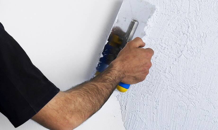 Tynki na elewacje: jak zapewnić trwałość i estetykę dla konstrukcji?