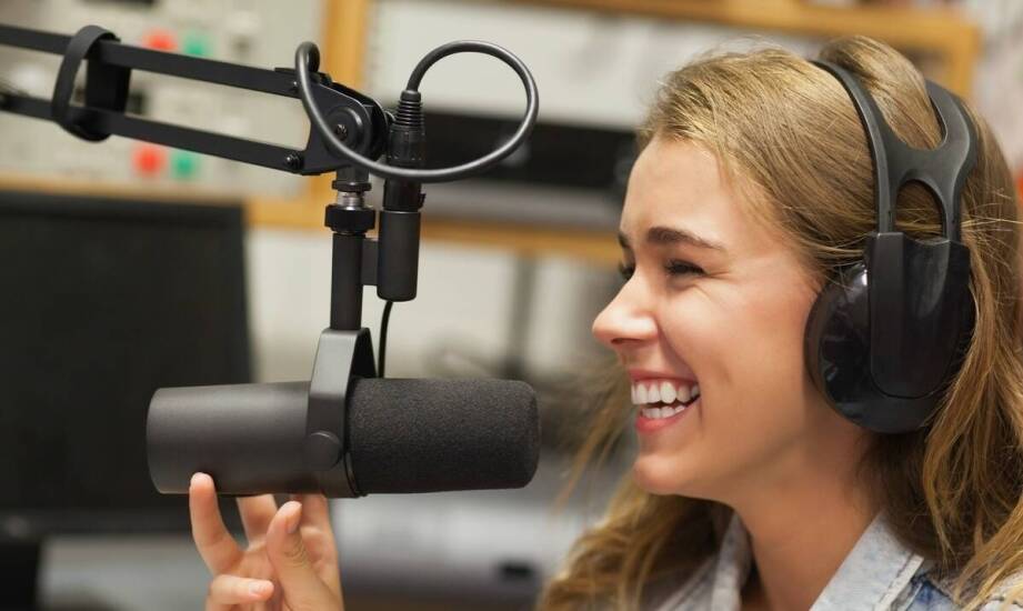 Lektor do reklam i jego znaczenie w budowaniu zaufania u konsumentów