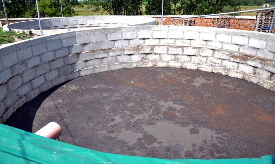 Betonowe szamba a trwałość – jakie technologie wpływają na ich wytrzymałość?