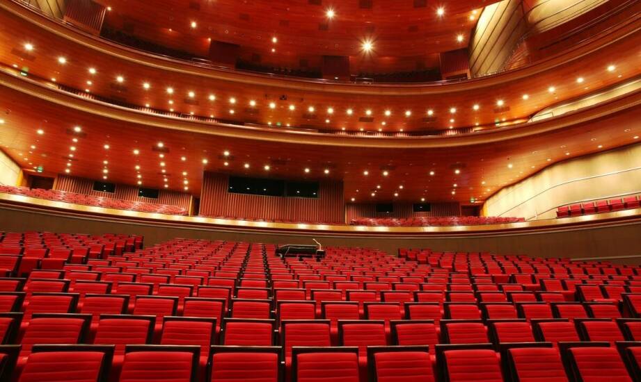 Wykorzystanie akustycznych paneli w salach koncertowych