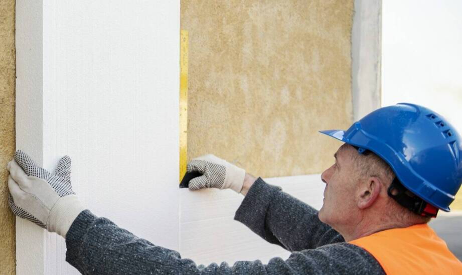 Znaczenie montażu przez profesjonalistów dla trwałości elewacji