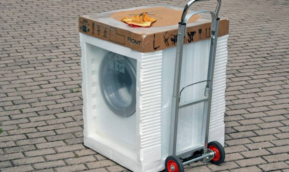 Przeprowadzki na Mokotowie: jak zadbać o bezpieczny przewóz sprzętu AGD i RTV?