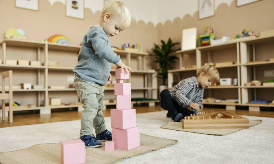 Jak prywatny żłobek wspiera rozwój logicznego myślenia u najmłodszych dzieci?