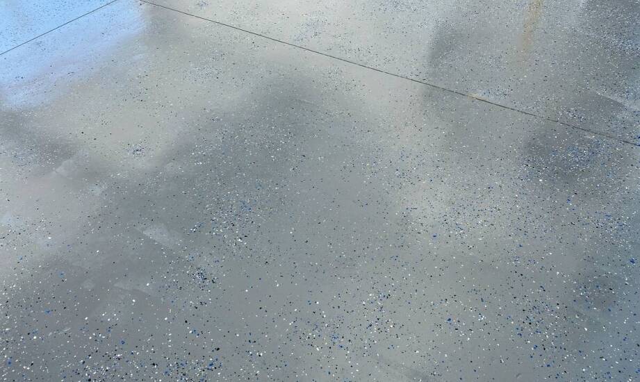 Wybór odpowiedniej dekoracyjnej posadzki epoksydowej do przestrzeni komercyjnej