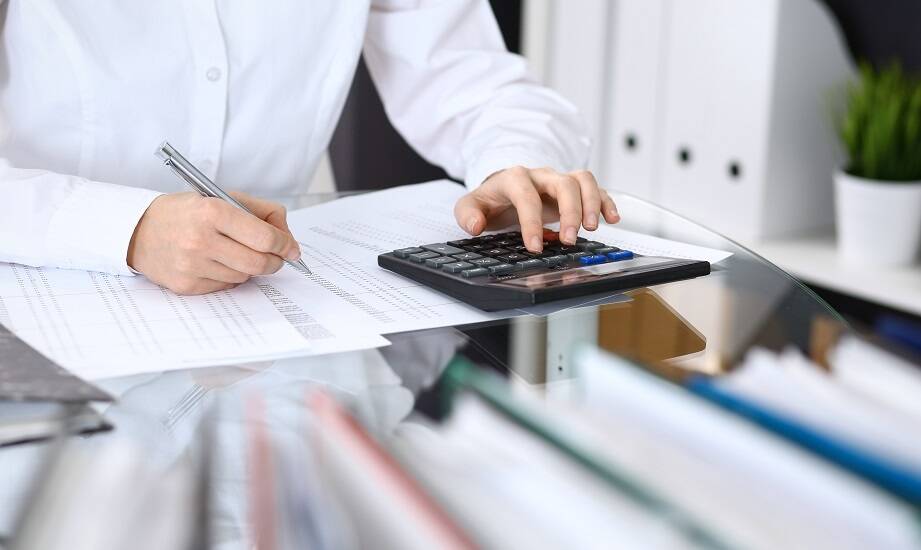 Jak biura rachunkowe wspomagają przedsiębiorców w zgłaszaniu pracowników do ZUS-u?