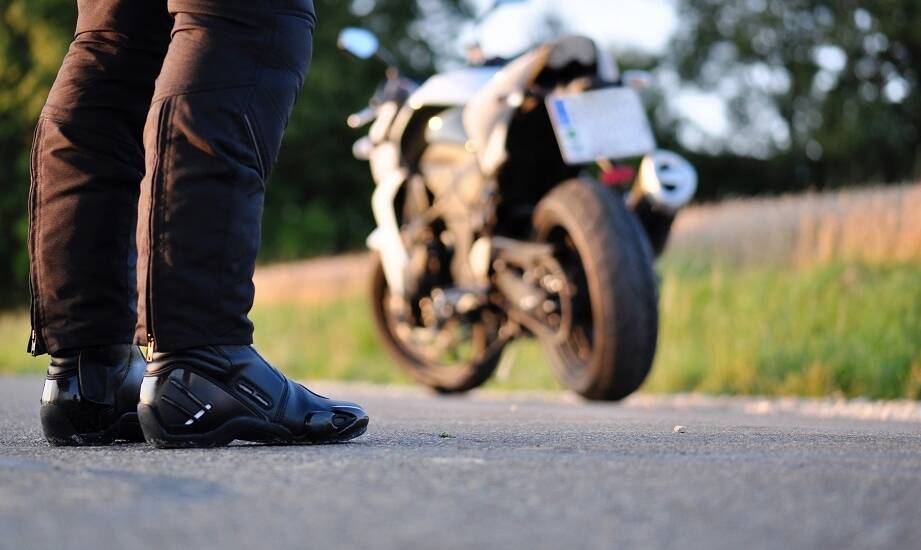 Porównanie różnych typów motocyklowych butów – co warto wiedzieć?