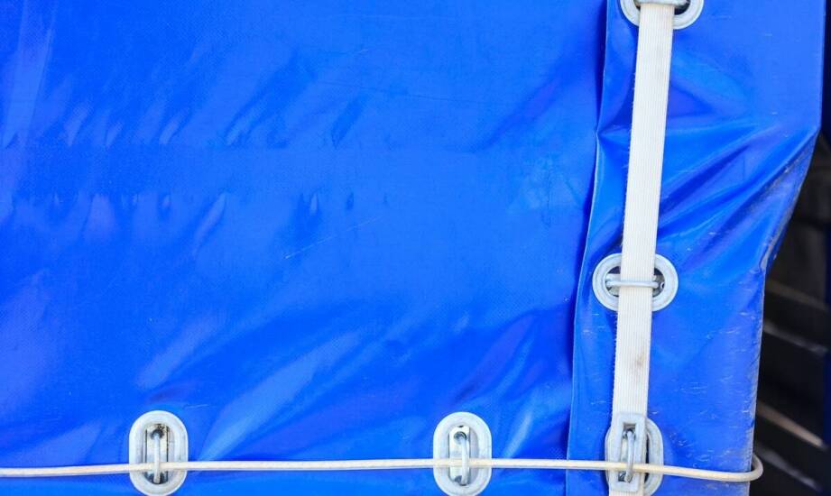 Jakie cechy powinna mieć idealna plandeka do tarasu?