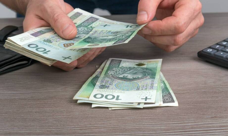 Jakie korzyści płyną z zamawiania większych ilości waluty w kantorze?