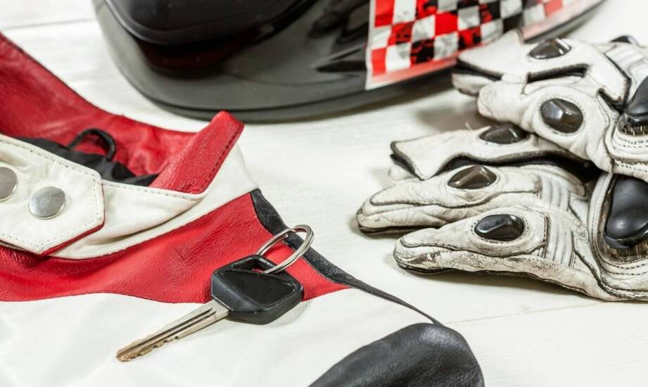 Przewodnik po wyborze motocyklowych kurtek na różne pory roku