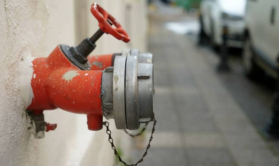 Podziemne hydranty – kluczowe elementy w systemach przeciwpożarowych