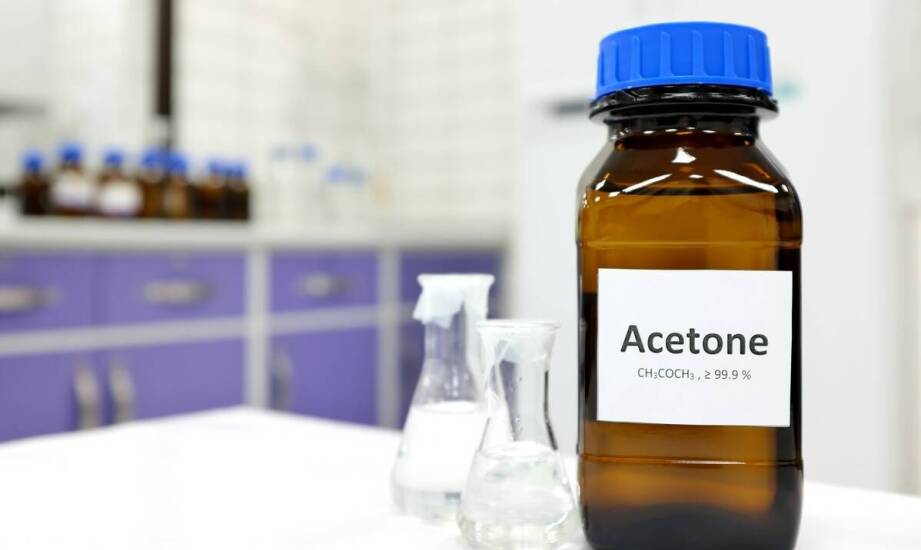 Jakie są korzyści ze stosowania etoksypropanolu jako rozpuszczalnika?