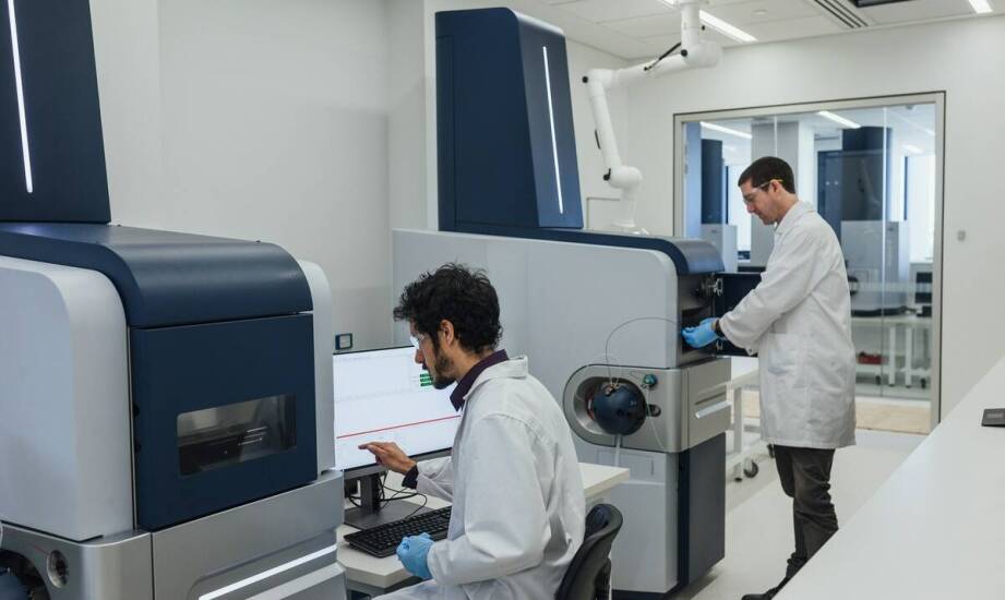 Wie überwacht ein Nahrungsergänzungsmittel-Lohnhersteller die Qualität der Rohstoffe in der Nahrungsergänzungsmittelproduktion?