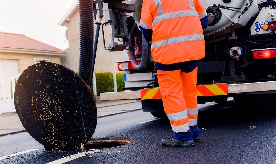 Czyszczenie kanalizacji – jak zapobiegać powstawaniu zatorów?