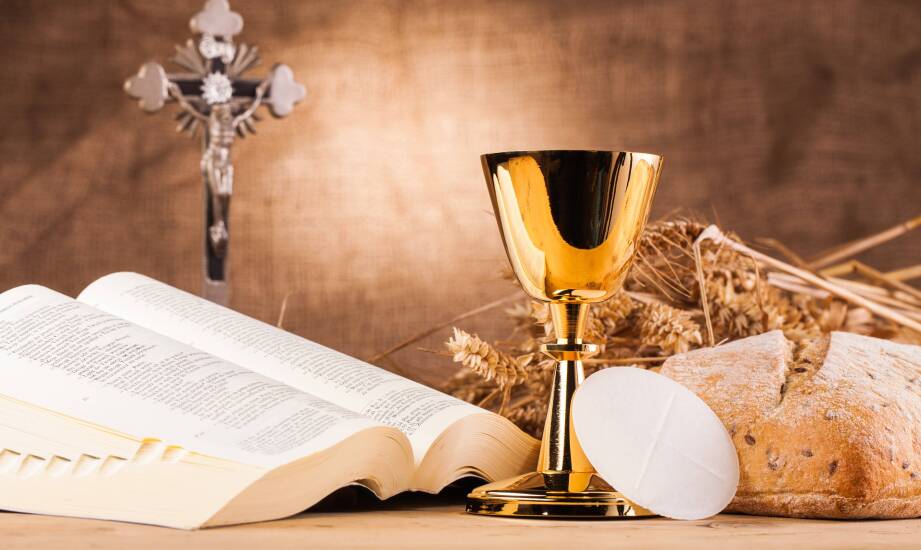 Historia i rozwój produkcji liturgicznego chleba na przestrzeni wieków