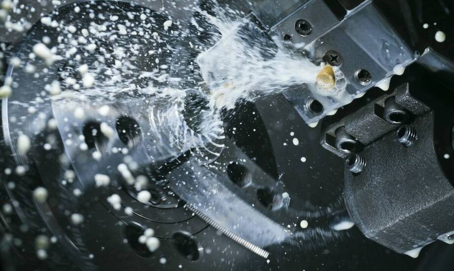 Frezy z wymiennymi płytkami – jak wpływają na oszczędność czasu i kosztów?