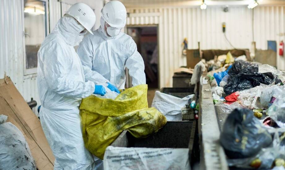 Jak worki na gruz wpływają na bezpieczeństwo i higienę w pracy?