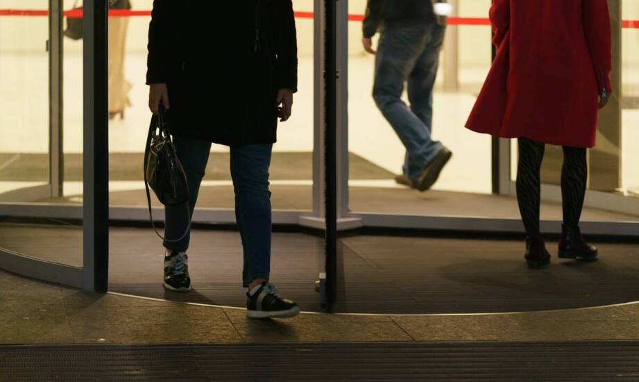 Advantages of Using Anti-Slip Mats in High-Traffic Areas