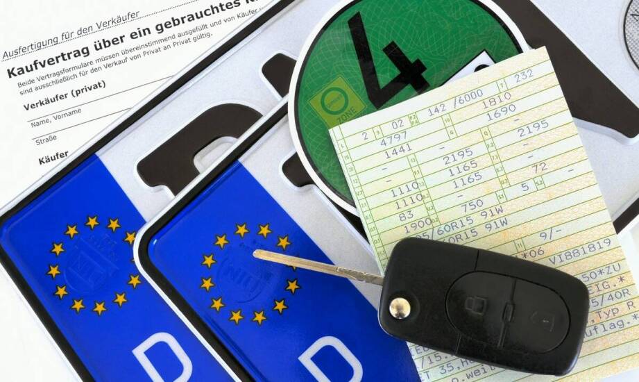 Współpraca z importerami samochodów a tłumaczenia rejestracyjnych dowodów